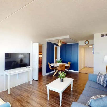 Willow Bay 803 Oceanfront Suite, Renovated Spring 2023 Desirable Golden Mile Location